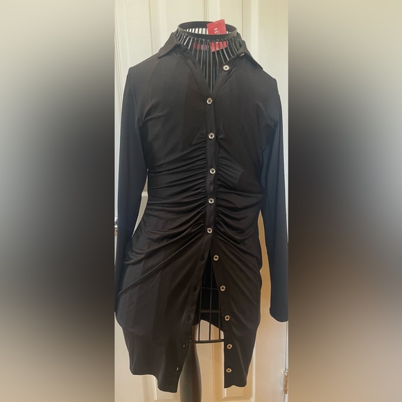Guess Dresses & Skirts - GUESS BLACK DRESS. NWT
